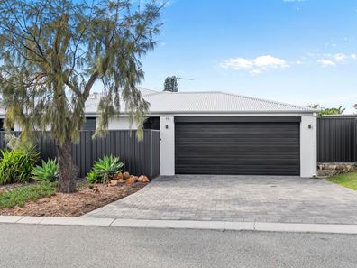 1 Gardinia Place, Mullaloo WA 6027