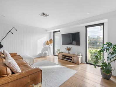 1 Gardinia Place, Mullaloo WA 6027