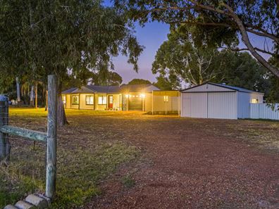 53 Eaglehawk Drive, Ravenswood WA 6208
