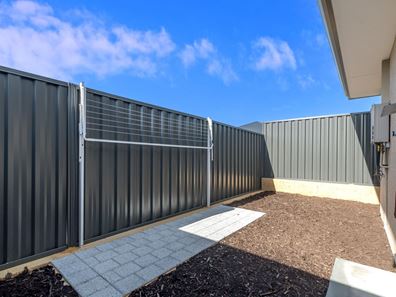 8B Kalbarri Way, Dawesville WA 6211