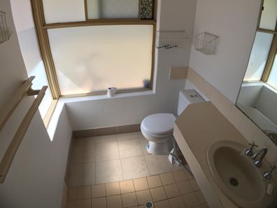 17 Mapstone Gardens Room 4, Murdoch WA 6150