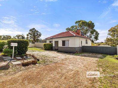 2 Bessell Crescent, Collie WA 6225