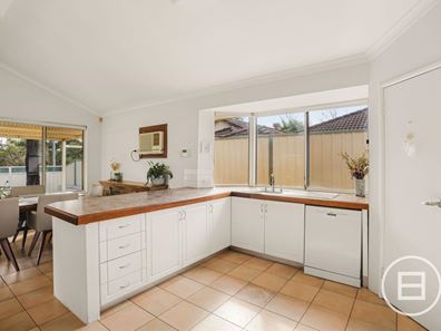 8 Sulphur Cove, Stratton WA 6056