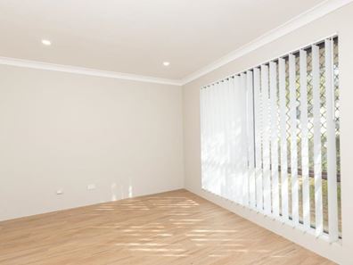 19 Judges Gardens, Leda WA 6170