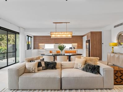 4 Bellevue Avenue, Dalkeith WA 6009