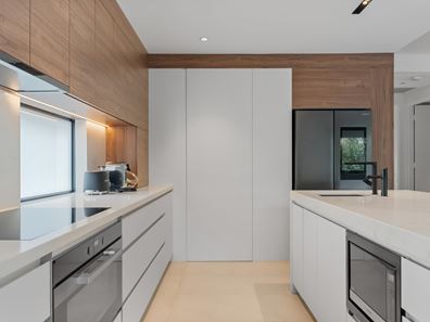 4 Bellevue Avenue, Dalkeith WA 6009