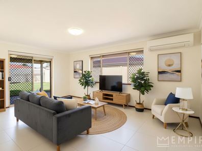1 Turfan Way, Lake Coogee WA 6166