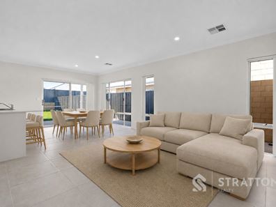 12 Ballyronan Road, Maddington WA 6109