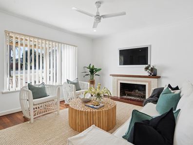 242 Huntriss Road, Doubleview WA 6018