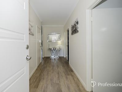 20 Tropicbird Drive, Banksia Grove WA 6031
