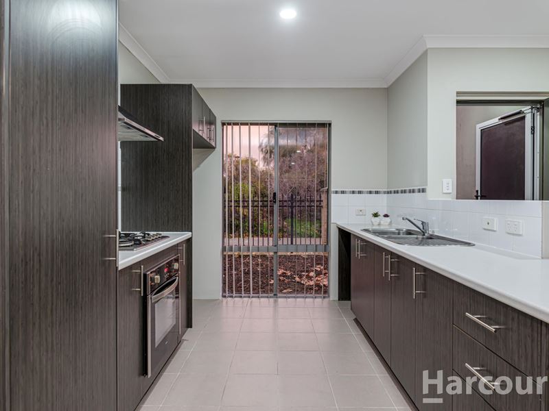 36 Nashville Loop, Currambine