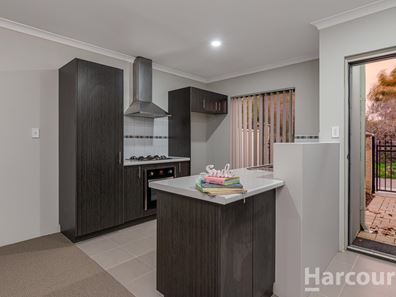 36 Nashville Loop, Currambine WA 6028
