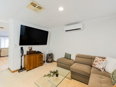 1 Murry Mews, Leda WA 6170