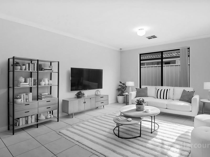 4 Payanna Grange, Lakelands
