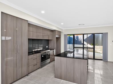 67 Bernard Manning Drive, Duncraig WA 6023