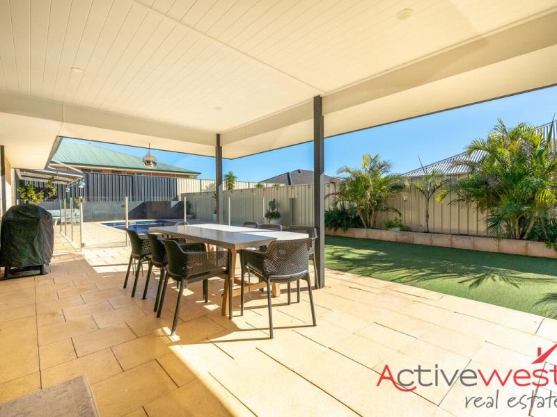 13 Awanui Street, Wandina
