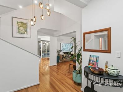 4 Whistler Court, Ellenbrook WA 6069