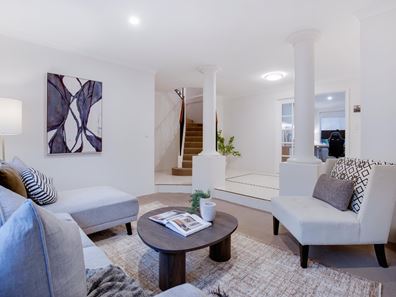 18 Allanson Retreat, Gwelup WA 6018