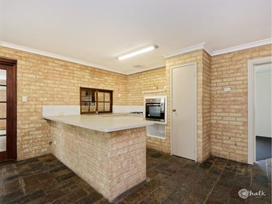 13 Dundee Close, Warnbro WA 6169