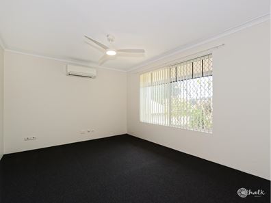13 Dundee Close, Warnbro WA 6169