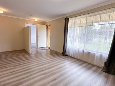 11 Edwards Street, Leda WA 6170