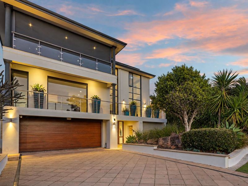 10 Calver Place, City Beach WA 6015