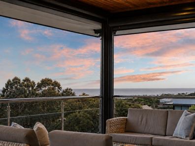 10 Calver Place, City Beach WA 6015