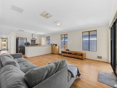 5 Moonstone Road, Byford WA 6122