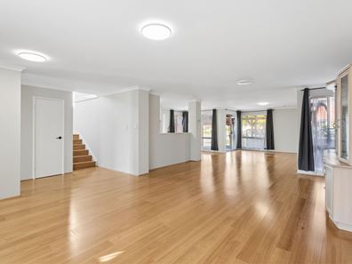 17 Darby Place, Ascot WA 6104