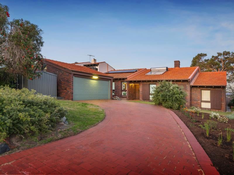 70 Sydenham Road, Doubleview WA 6018