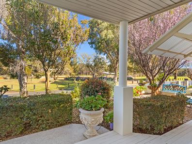 65 Darwin Terrace, Dudley Park WA 6210
