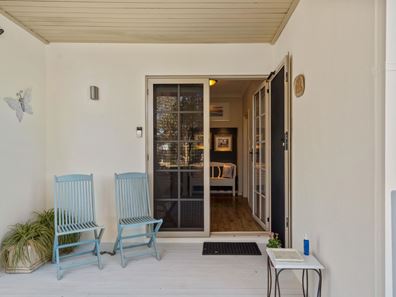 65 Darwin Terrace, Dudley Park WA 6210