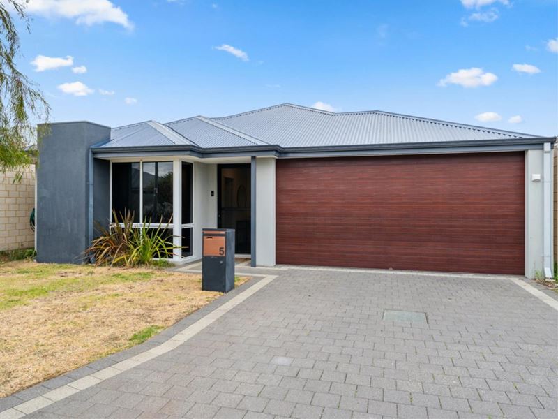 5 Hyfield Street, Haynes WA 6112