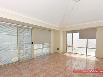 72 Grand Ocean Boulevard, Port Kennedy WA 6172