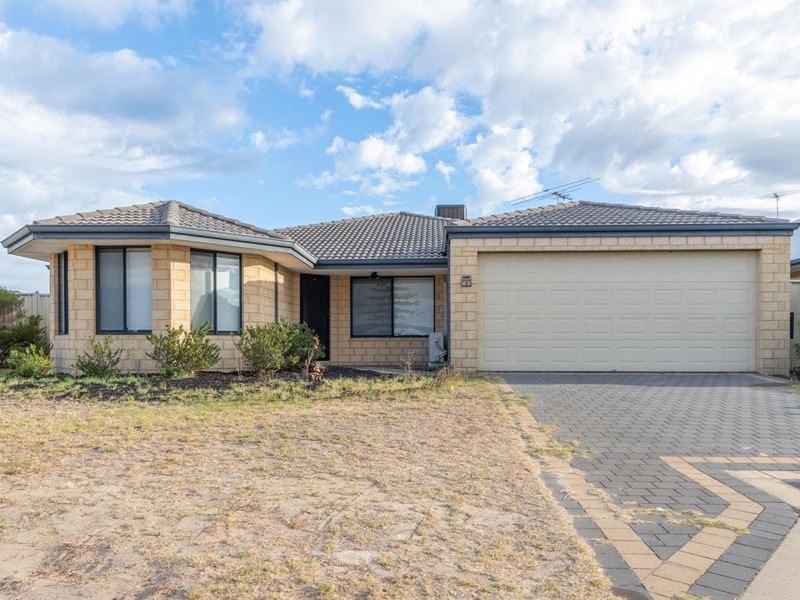 1 Kinsale Bend, Port Kennedy