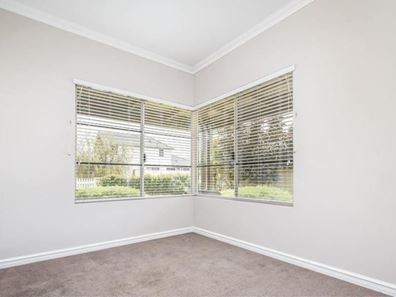 7 Halyard Road, Jindalee WA 6036