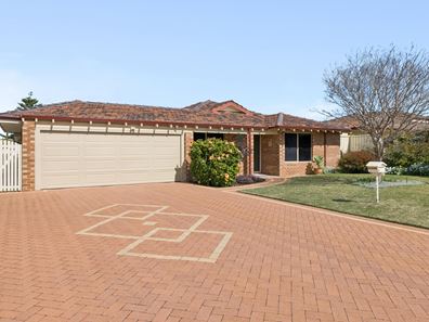 8 Angler Way, Sorrento WA 6020