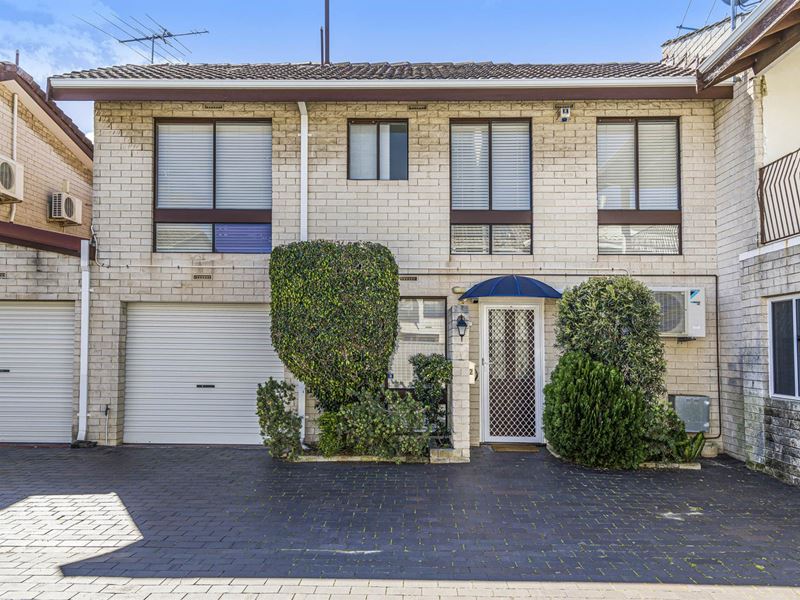 2/13 Lockhart Street, Como