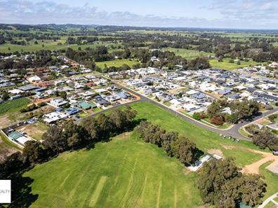 73/21 Russell Road, Burekup WA 6227