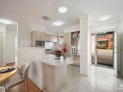 35/11 Nugent Street, Balcatta WA 6021