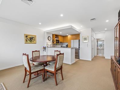 22/1 Preston Street, Como WA 6152