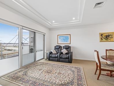 22/1 Preston Street, Como WA 6152