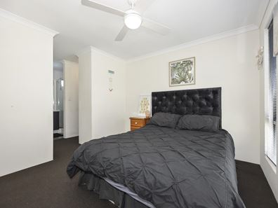 42 Kennedia Entrance, Dayton WA 6055