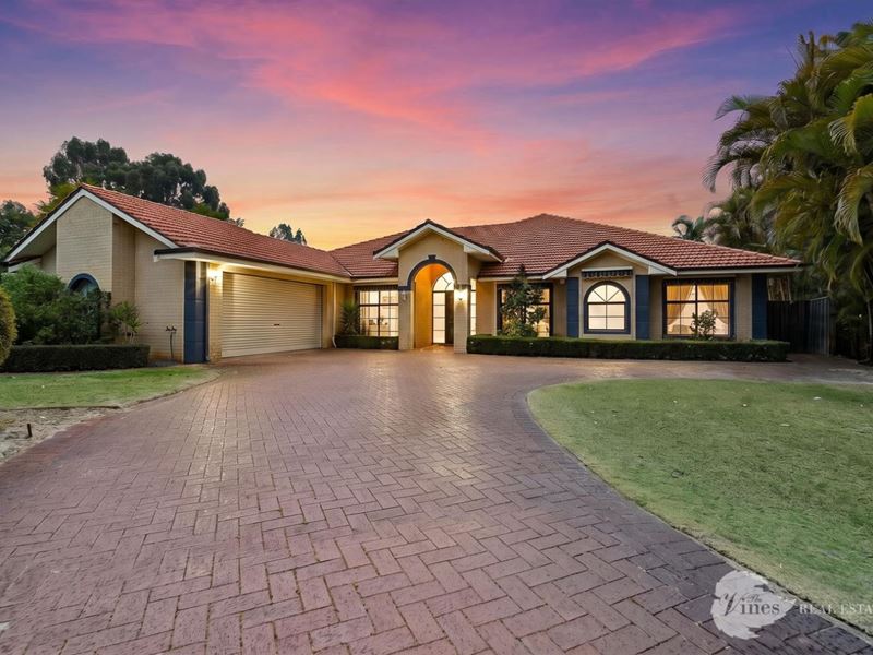 89 Taittinger Grove, The Vines