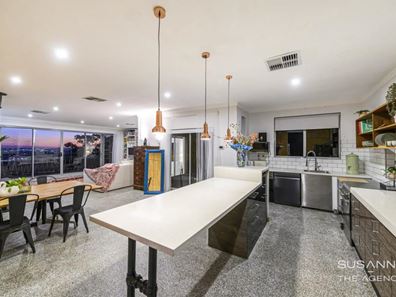 59 Basildon Road, Lesmurdie WA 6076