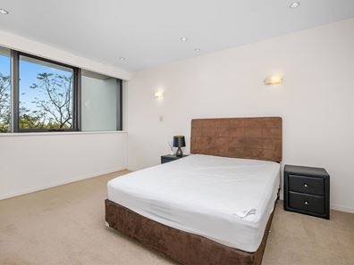 4/90 Terrace Road, East Perth WA 6004