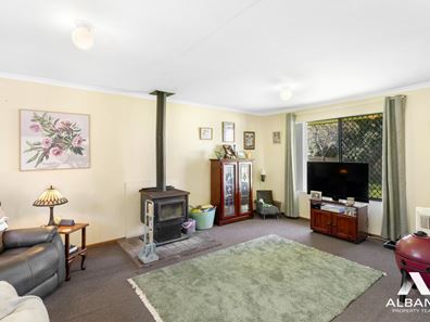 86 Collingwood Road, Seppings WA 6330