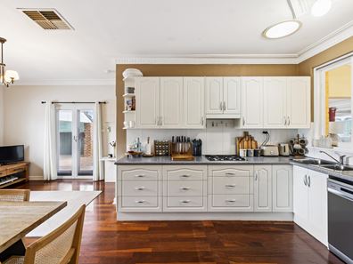 4 Cookham Road, Lathlain WA 6100