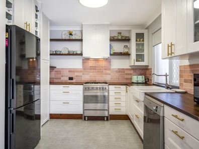 1/2 Trerose Close, Erskine WA 6210