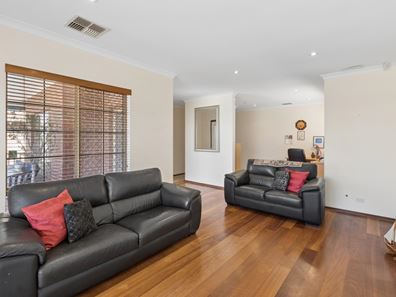 1 Dempster Place, Sorrento WA 6020